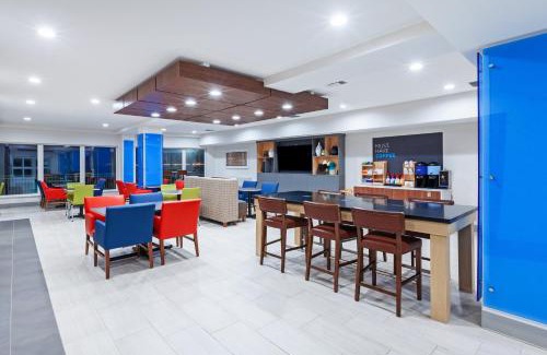 Port Lavaca Hotel | Holiday Inn Express Port Lavaca by IHG