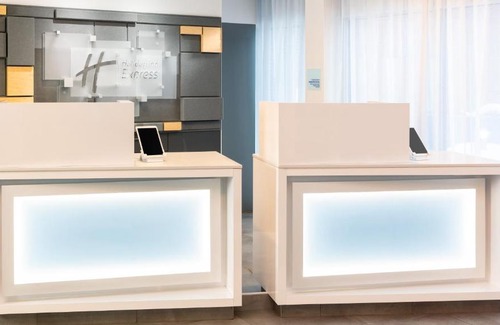 Saint Louis Hotel | Holiday Inn Express Quebec City-Sainte Foy by IHG
