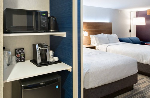 Red Deer Hotel | Holiday Inn Express Red Deer North by IHG