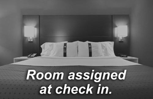 Red Deer Hotel | Holiday Inn Express - Red Deer North by IHG