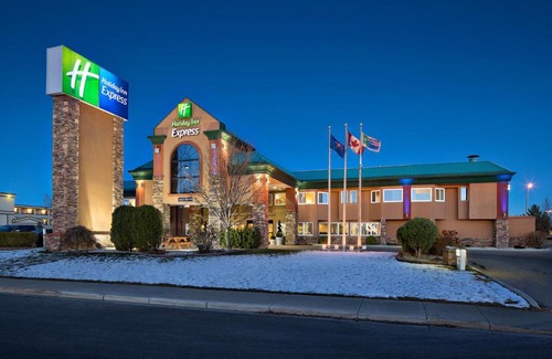 Red Deer Hotel | Holiday Inn Express Red Deer by IHG