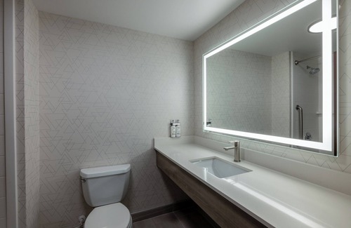 Rochester Hotel | Holiday Inn Express Rochester South - Mayo Area by IHG