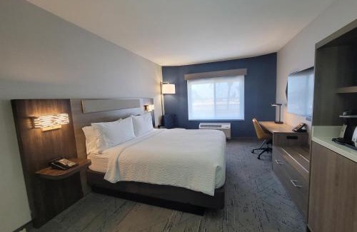 Lincoln Acres Hotel | Holiday Inn Express San Diego South - Chula Vista by IHG