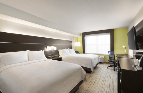 Sarasota Hotel | Holiday Inn Express Sarasota East - I-75 by IHG
