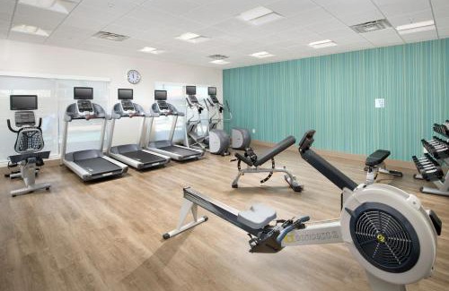 North San Antonio - SAT Hotel | Holiday Inn Express & Suites San Antonio North-Windcrest by IHG