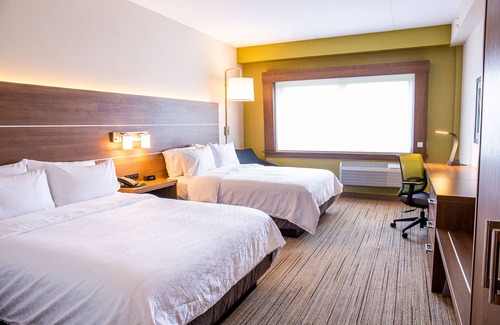 Dartmouth Hotel | Holiday Inn Express & Suites Halifax - Dartmouth by IHG