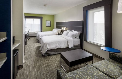 Saskatoon Hotel | Holiday Inn Express & Suites Saskatoon East - University by IHG