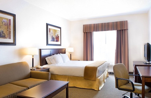 Slave Lake Hotel | Holiday Inn Express & Suites Slave Lake by IHG
