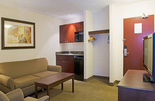 Slave Lake Hotel | Holiday Inn Express & Suites Slave Lake by IHG