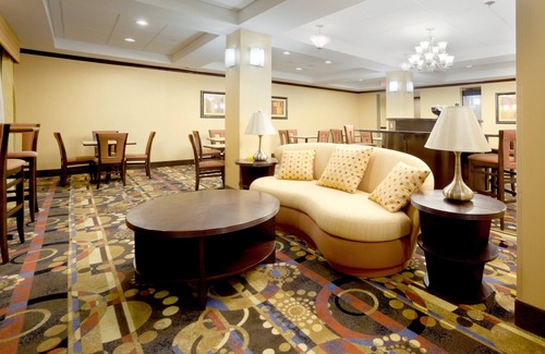 Georgetown Hotel | Holiday Inn Express & Suites Georgetown by IHG