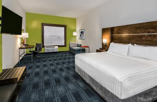 Round Rock Hotel | Holiday Inn Express & Suites Round Rock - Austin N by IHG
