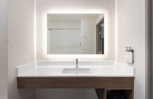 Arden-Arcade Hotel | Holiday Inn Express & Suites Sacramento NE Cal Expo by IHG