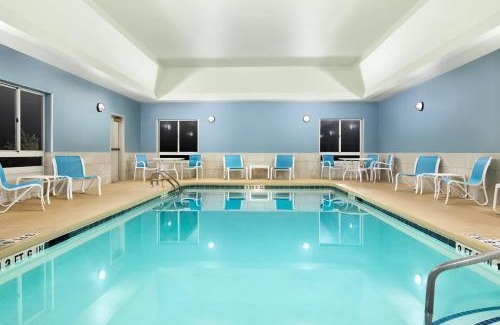 Drayton Hotel | Holiday Inn Express & Suites - Spartanburg-North by IHG