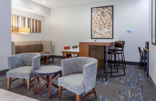 White Haven Hotel | Holiday Inn Express & Suites White Haven - Poconos by IHG