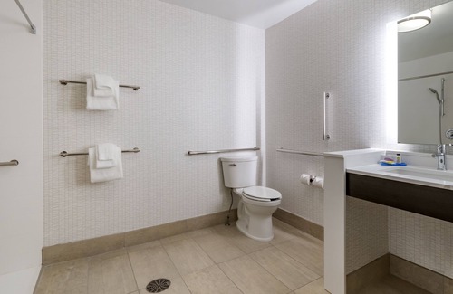 Carlisle Hotel | Holiday Inn Express & Suites Carlisle Southwest – I-81 by IHG