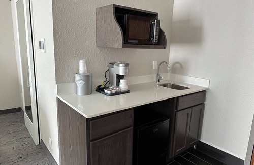 Eden Prairie Hotel | Holiday Inn Express & Suites Eden Prairie – Minneapolis by IHG