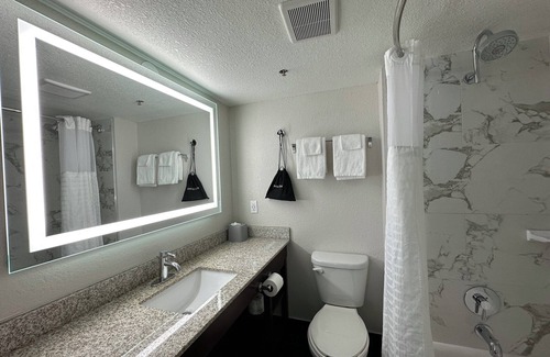 Eden Prairie Hotel | Holiday Inn Express & Suites Eden Prairie – Minneapolis by IHG