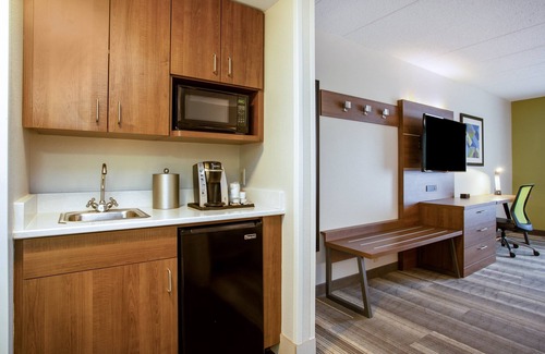 Saint Marys  Allen County Hotel | Holiday Inn Express & Suites Fort Wayne by IHG