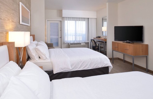 Pocatello Hotel | Holiday Inn Express & Suites Pocatello by IHG