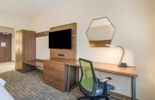 Asheboro Hotel | Holiday Inn Express & Suites - Asheboro by IHG