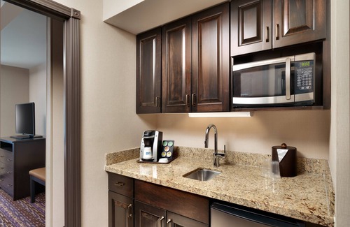 Billings Hotel | Holiday Inn Express & Suites Billings by IHG