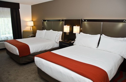 Easton Hotel | Holiday Inn Express & Suites Columbus - Easton Area by IHG