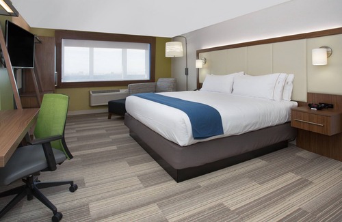 Decatur Hotel | Holiday Inn Express & Suites Decatur by IHG