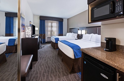 Glenpool Hotel | Holiday Inn Express & Suites Glenpool-Tulsa South by IHG