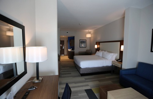 Barker Hotel | Holiday Inn Express & Suites Houston NW - Hwy 290 Cypress by IHG