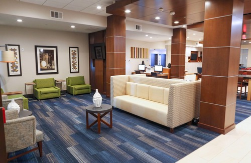 Aldine Hotel | Holiday Inn Express & Suites Houston IAH - Beltway 8 by IHG