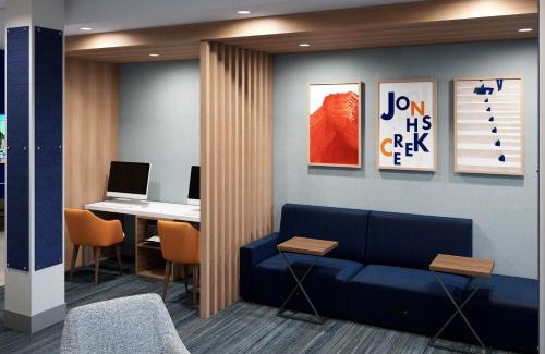 Laramie Hotel | Holiday Inn Express & Suites Laramie West by IHG