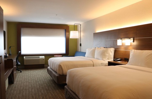 Livonia Hotel | Holiday Inn Express & Suites Detroit Northwest - Livonia by IHG