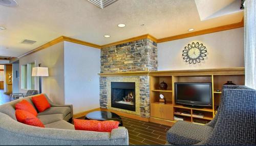 Meridian Hotel | Holiday Inn Express & Suites - Meridian - Boise West by IHG