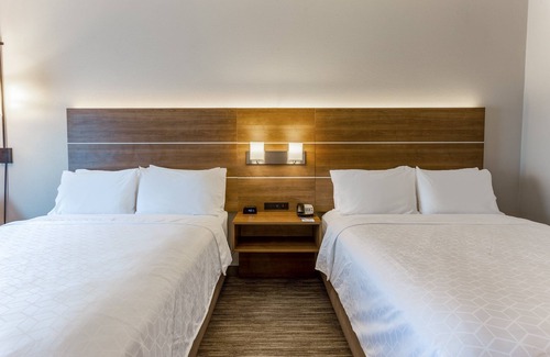 O'Fallon Hotel | Holiday Inn Express & Suites - O'Fallon/Shiloh by IHG