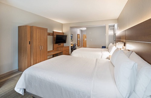 Hutto Hotel | Holiday Inn Express & Suites Austin NE - Hutto by IHG