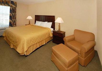 Buford Hotel | Holiday Inn Express & Suites Buford NE - Lake Lanier by IHG
