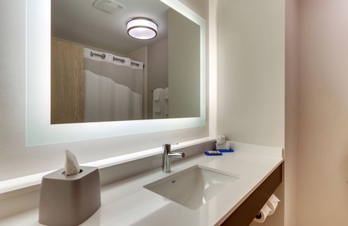 Woodbine Hotel | Holiday Inn Express & Suites Corbin by IHG