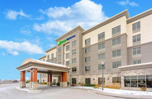 Vaughan Hotel | Holiday Inn Express & Suites Vaughan-Southwest by IHG