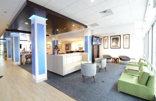 Niles Hotel | Holiday Inn Express & Suites Chicago North Shore - Niles by IHG