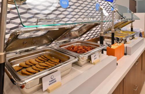 Plano Hotel | HOLIDAY INN EXPRESS & SUITES DALLAS PLANO NORTH by IHG