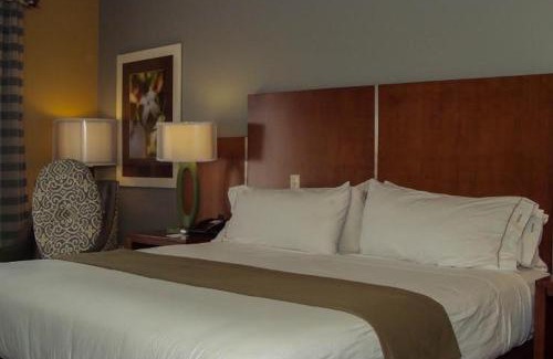 Perry Hotel | Holiday Inn Express & Suites Perry-National Fairground Area by IHG