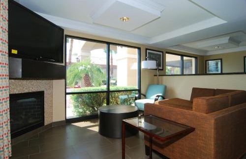 Cortaro Hotel | Holiday Inn Express & Suites Tucson North - Marana, by IHG