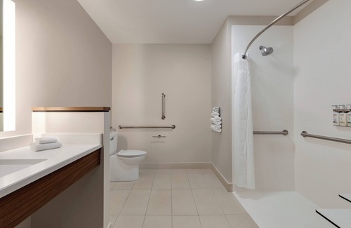 Dalton Hotel | Holiday Inn Express & Suites Dalton - Walnut Ave by IHG