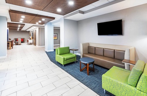 Amistad National Recreational Area Hotel | Holiday Inn Express & Suites Del Rio by IHG