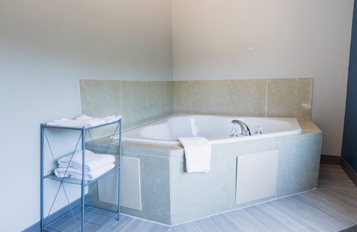 Guthrie Hotel | Holiday Inn Express & Suites Guthrie North Edmond by IHG