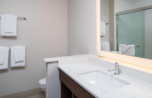 Ruston Hotel | Holiday Inn Express & Suites Ruston by IHG