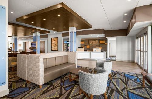 Sanford Hotel | Holiday Inn Express & Suites Sanford - Lake Mary by IHG