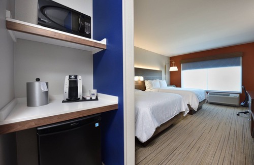 Spring Hotel | Holiday Inn Express & Suites Spring - Woodlands Area by IHG