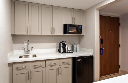 Limona Improvement Hotel | Holiday Inn Express Tampa-Brandon by IHG