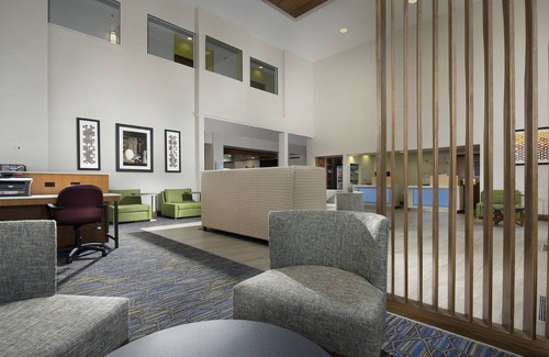 Ruckersville Hotel | Holiday Inn Express & Suites Charlottesville - Ruckersville by IHG